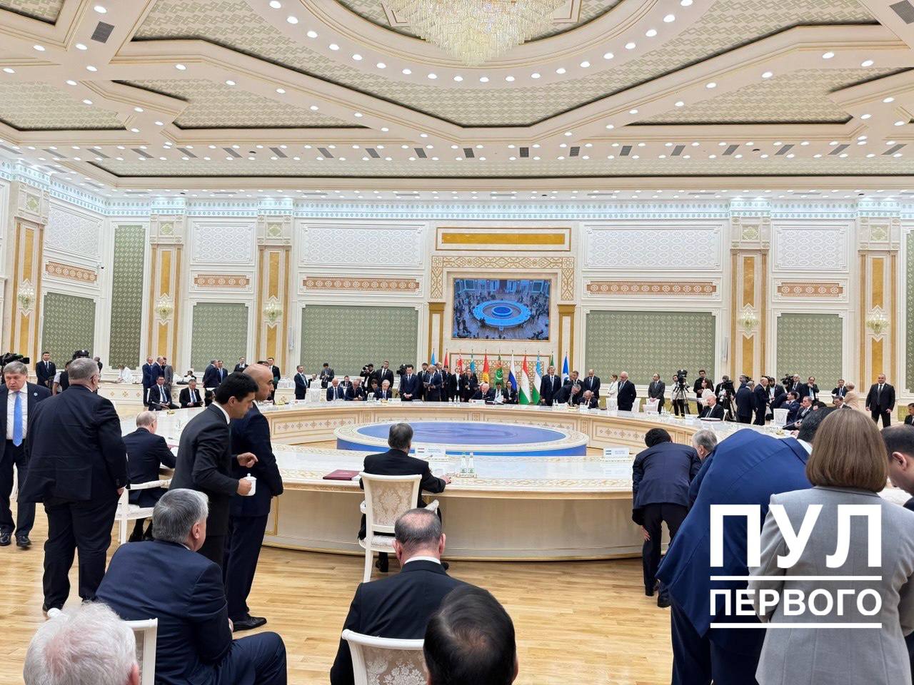 Лидеры стран СНГ приняли заявление в связи с 35-летием Содружества. 